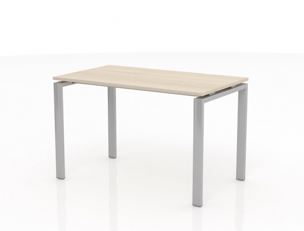 Стол прямой с пропуском кабеля